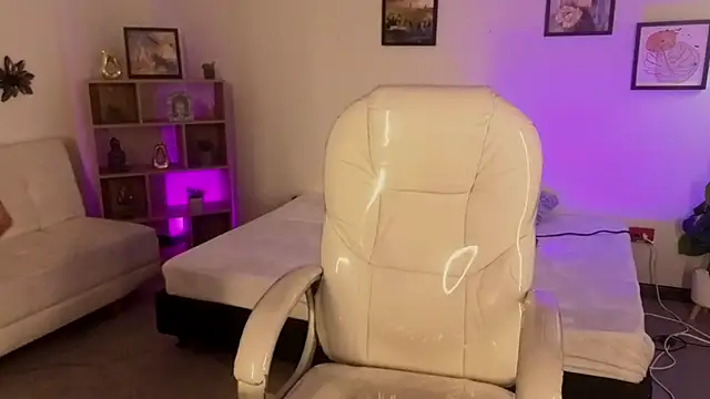 Snapshot of Nicole_Foxx_ chatting on 22, 10, 2025 Nicole Foxx online show from 22, 10, 2025