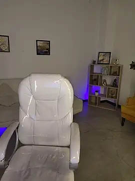 Snapshot of Nicole_Foxx_ chatting on 6, 11, 2025 Nicole Foxx online show from 6, 11, 2025