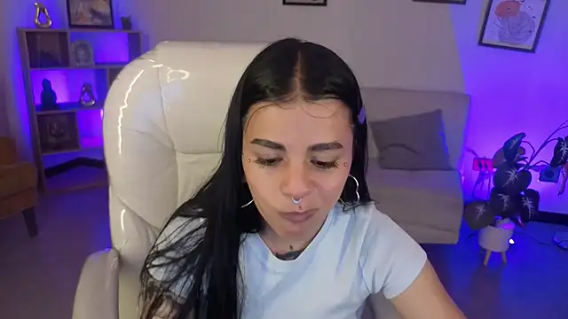 Snapshot of Nicole_Foxx_ chatting on 18, 11, 2025 Nicole Foxx online show from 18, 11, 2025