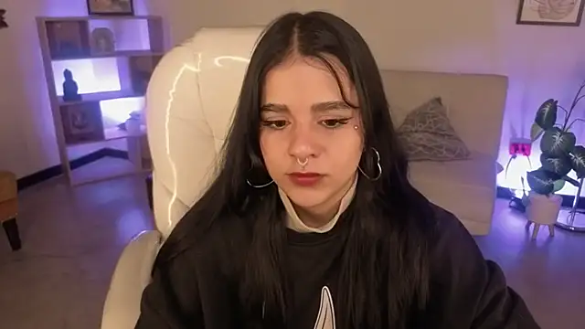 Snapshot of Nicole_Foxx_ chatting on 27, 11, 2025 Nicole Foxx online show from 27, 11, 2025