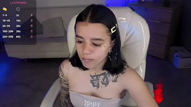 Nicole Foxx  online show from 12, 1, 2026