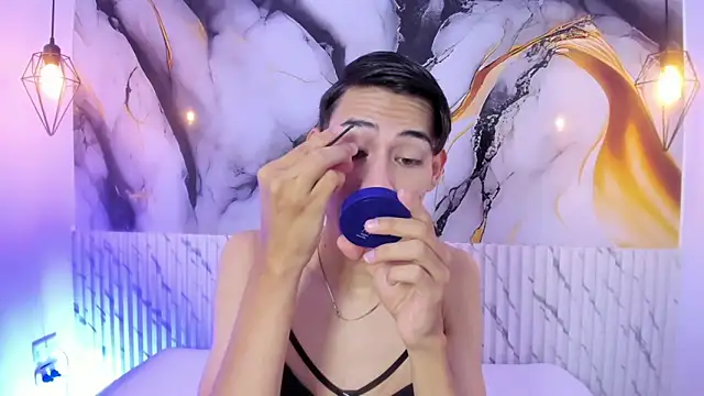 JackeOwens online show from 13, 10, 2025