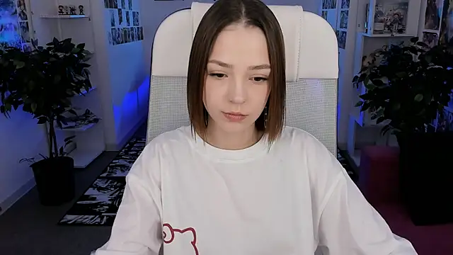 PamBeesly online show from 27, 10, 2025