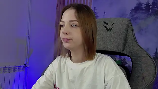 PamBeesly online show from 27, 11, 2025