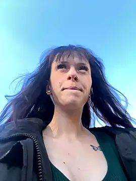 Ciara2004 online show from 7, 11, 2025