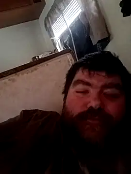 Rcraigue4 online show from 16, 2, 2025