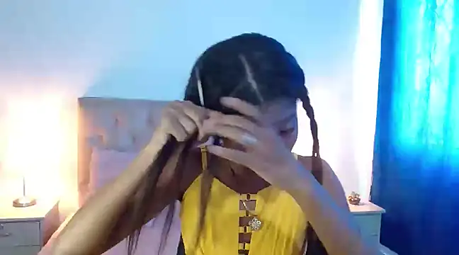 Snapshot of LITTLEDOLLHOT chatting on 31, 1, 2025 LITTLEDOLLHOT online show from 31, 1, 2025