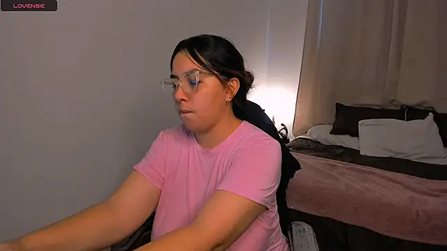 brithany olson25 online show from 11, 10, 2025