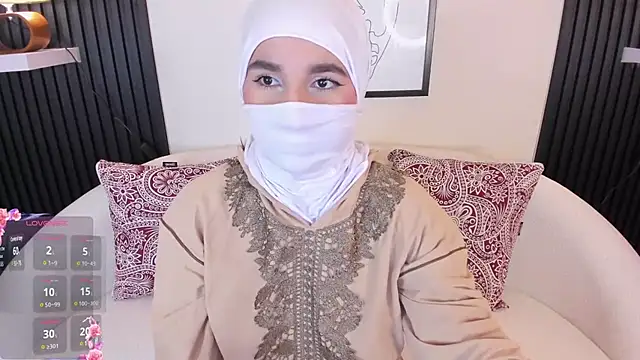 Snapshot of Ayha_khalaf chatting on 6, 3, 2025 Ayha khalaf online show from 6, 3, 2025