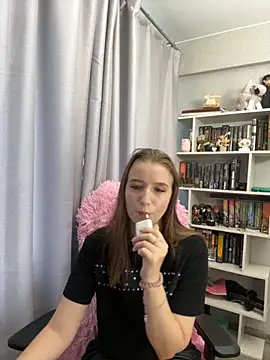 LillyFan-X online show from 12, 9, 2025