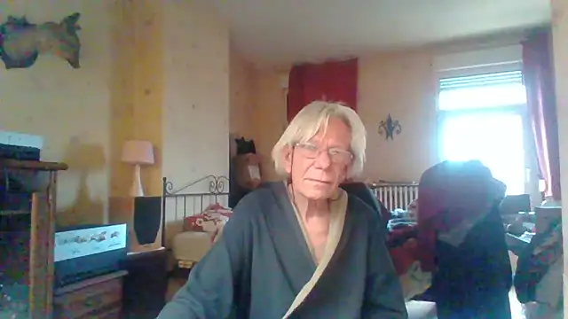 Snapshot of rosanetrav chatting on 12, 4, 2026 rosanetrav online show from 12, 4, 2026