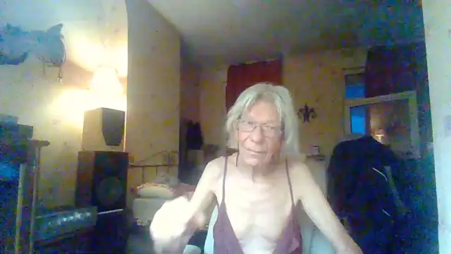 Snapshot of rosanetrav chatting on 17, 7, 2026 rosanetrav online show from 17, 7, 2026