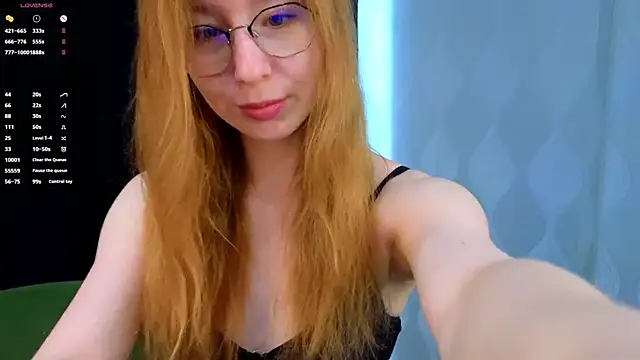 Snapshot of MarjorieBrown chatting on 22, 9, 2025 MarjorieBrown online show from 22, 9, 2025