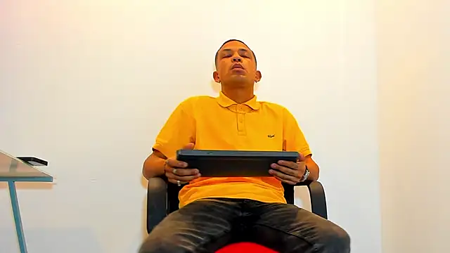 carlos alber12 online show from 4, 2, 2025