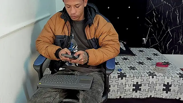 carlos alber12 online show from 11, 10, 2025