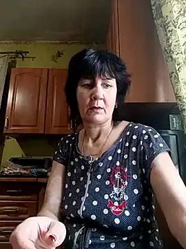 Laura Kiss online show from 11, 3, 2025