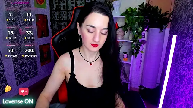 Snapshot of JessicaAlfo chatting on 12, 2, 2026 JessicaAlfo online show from 12, 2, 2026