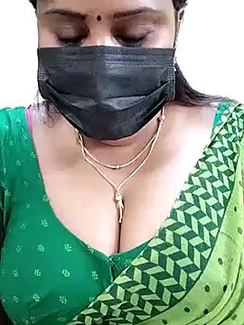 Snapshot of Queenflowerr chatting on 19, 2, 2025 Queenflowerr online show from 19, 2, 2025