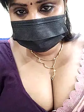 Snapshot of Queenflowerr chatting on 15, 3, 2025 Queenflowerr online show from 15, 3, 2025