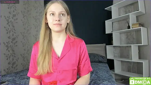 onelovelyalice online show from 23, 1, 2025