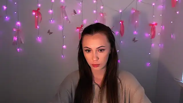 Nikonara Love online show from 16, 12, 2025