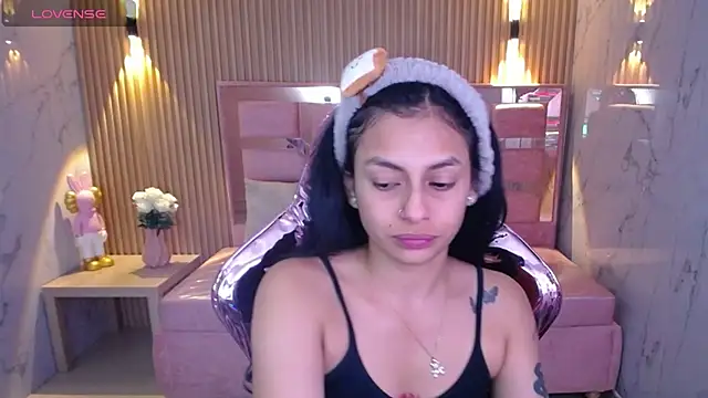 lilith petit sub online show from 8, 2, 2025