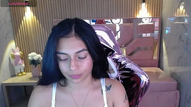 lilith petit sub online show from 13, 2, 2025