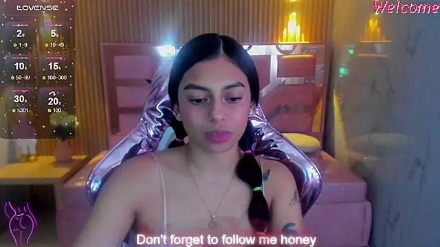 lilith petit sub online show from 2, 3, 2025