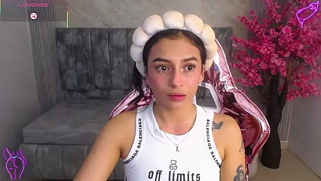 lilith petit sub online show from 16, 9, 2025