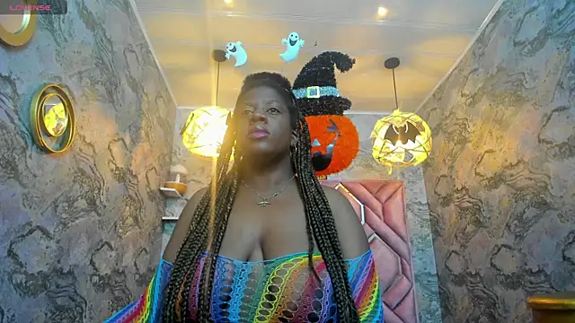 nefertiti ebony online show from 30, 10, 2025