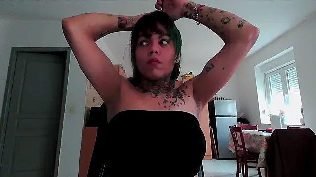 serena  vedette online show from 25, 2, 2025