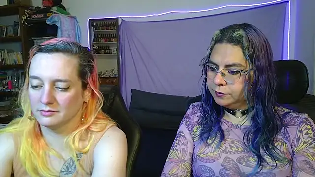 Evelan420 online show from 6, 3, 2026