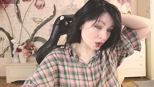 BritneyBarker online show from 14, 2, 2026