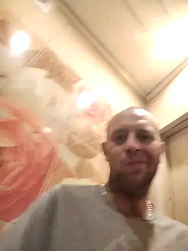 MaxDevilWhite online show from 3, 11, 2025