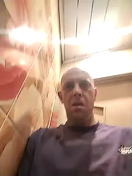 MaxDevilWhite online show from 9, 11, 2025