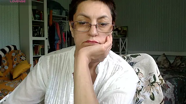 Snapshot of Soffya_Soy chatting on 5, 7, 2026 Soffya Soy online show from 5, 7, 2026