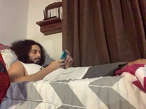 Nooneisthis online show from 17, 12, 2025