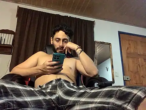 Snapshot of Nooneisthis chatting on 23, 5, 2026 Nooneisthis online show from 23, 5, 2026