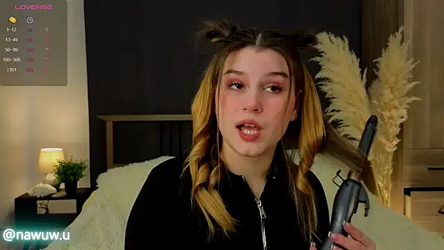 Snapshot of nawuwu chatting on 20, 2, 2025 nawuwu online show from 20, 2, 2025