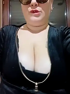 topina8 online show from 24, 11, 2025