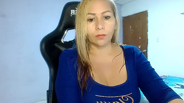 Snapshot of mariana0x chatting on 22, 3, 2025 mariana0x online show from 22, 3, 2025