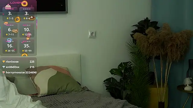 VeronaCritchlow online show from 18, 3, 2025