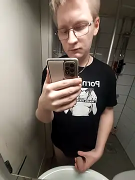 Snapshot of Arttuforyounakedboy chatting on 5, 2, 2026 Arttuforyounakedboy online show from 5, 2, 2026