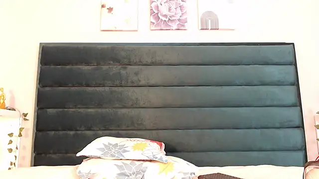 AmmyPike1 online show from 10, 10, 2025