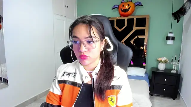 Billie Jhonson  online show from 17, 10, 2025