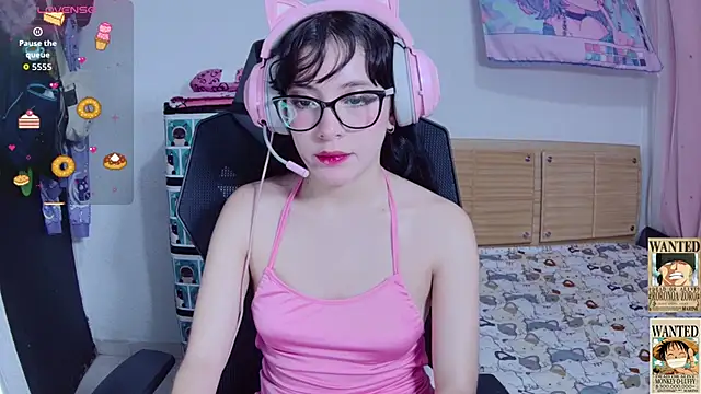 Yuna pinkk online show from 18, 10, 2025