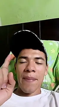 Snapshot of andresiito203 chatting on 20, 2, 2025 andresiito203 online show from 20, 2, 2025