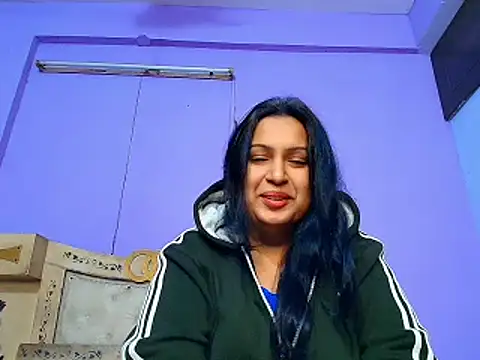 Snapshot of Sophia_James chatting on 8, 2, 2025 Sophia James online show from 8, 2, 2025