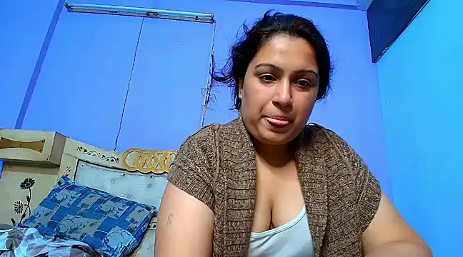 Snapshot of Sophia_James chatting on 13, 2, 2025 Sophia James online show from 13, 2, 2025