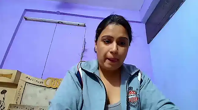 Snapshot of Sophia_James chatting on 21, 3, 2025 Sophia James online show from 21, 3, 2025